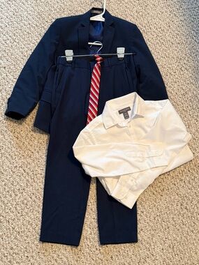 Van Heusen Boys’ 4 piece Suit - Navy
